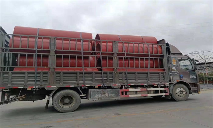 云南大瑞鐵路福星隧道貫通  隧道逃生管(圖1)