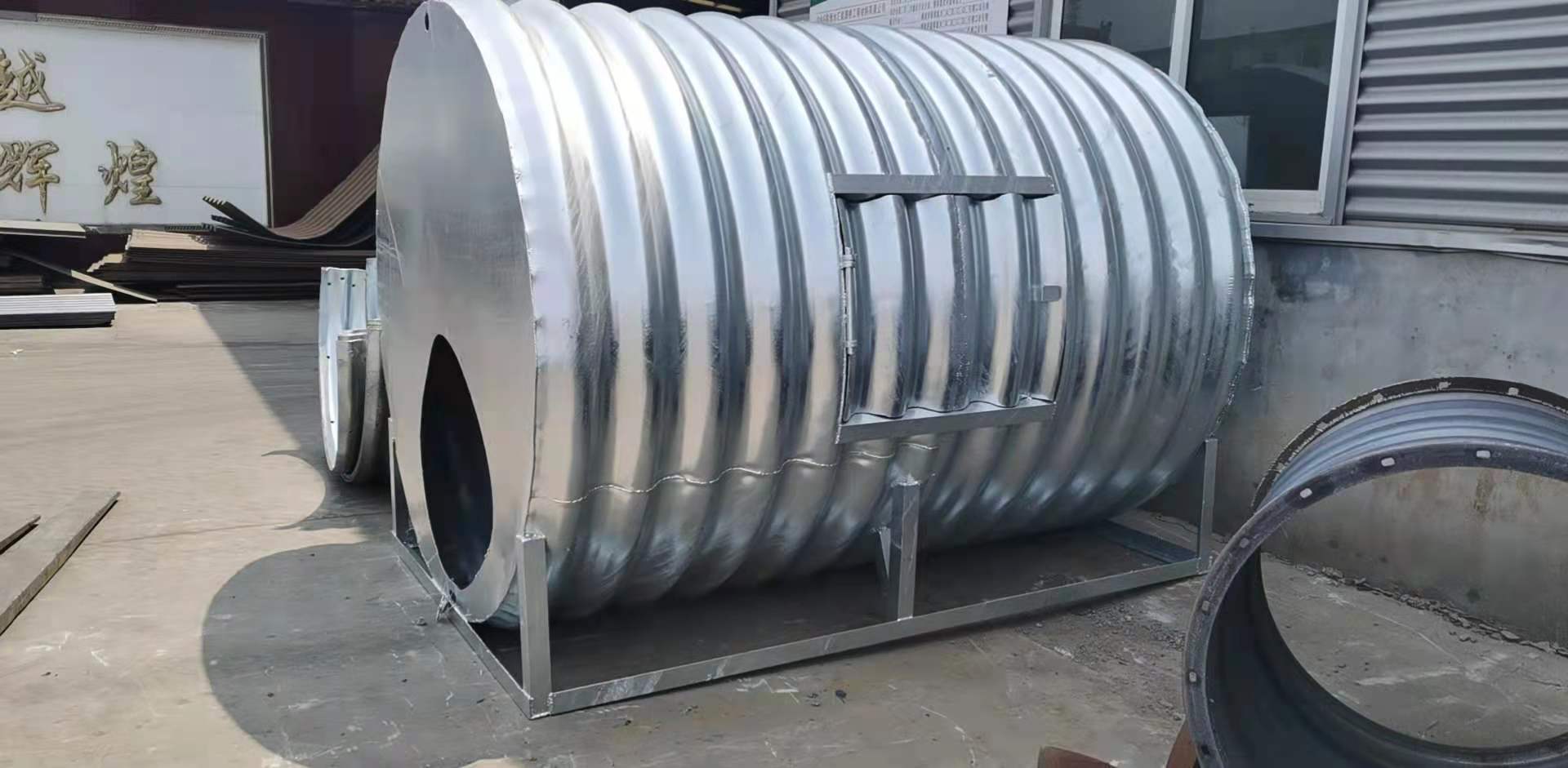 鋼制隧道逃生屋 鍍鋅波紋逃生屋 安全逃生屋(圖1) 鋼制隧道逃生屋 鍍鋅波紋逃生屋 安全逃生屋(圖1)